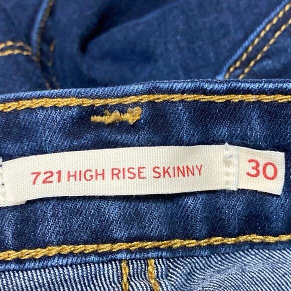Levi's 721 High Rise Skinny Women's Blue Dark Wash Cropped Denim Jeans Size 30 - Picture 5 of 6